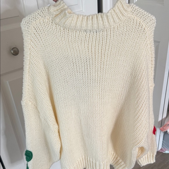 Polagram Cream Sweater with Colorful Floral Accents - Picture 7 of 8